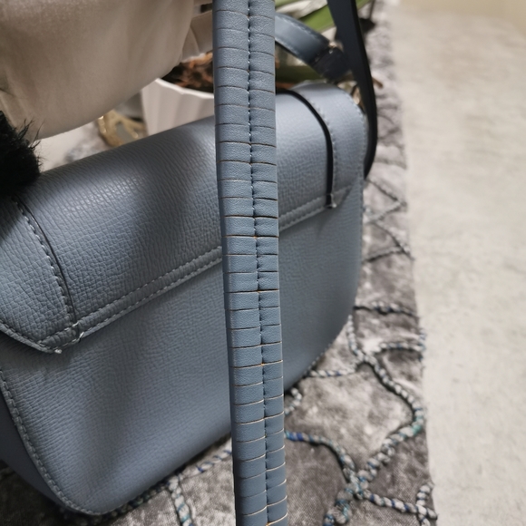 (Sold)Authentic Mario Valentino Crossbody Bag - Picture 15 of 16